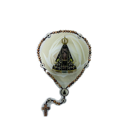 ADESIVO RESINADO - NOSSA SENHORA APARECIDA COM TERÇO - 12CM