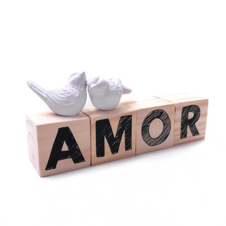 ENFEITE DE MESA - CUBOS - AMOR