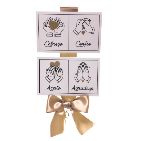 MÓBILE DE PAREDE - ENTREGO, CONFIO, ACEITO, AGRADEÇO