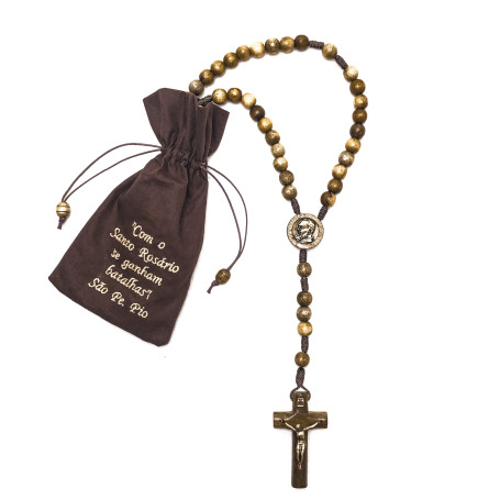 TERÇO DE MADEIRA - PADRE PIO - COM SAQUINHO MARROM